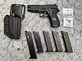 SIG SAUER P226R MARUI GUARDER MAPLE LEAF WE RH HOLSTERS SAFARILAND PISTOLE ZÁLOŽKA