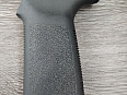 kompenzátor V-AR .223, Grip Magpul MOE