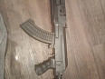 Prodávám AK-47 cena 2500kc plně funkční