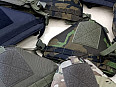 Chrániče paží vz.95 , Multicam, černé, zelené