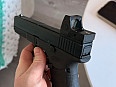 Glock 17 od Ravenu.