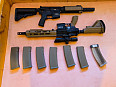 Prodej airsoftové zbraně s výbavou 