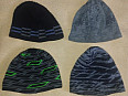 4 čepice + vánoční čepice