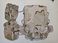 US. MOLLE II 3DESERT BATOH+ BOČNÍ KAPSE 