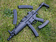 MP5 CM.041J BLUE Limited Edition [CYMA] AEG + 4 zásobníky a RIS adapt.