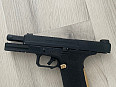 Glock 17 EMG / Salient Arms International™ BLU Compact