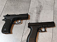 Manuální pistole cz 76d compact/glock 17