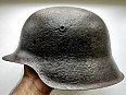 Německá helma M42 kopaná bojovka Wehrmacht přilba WH