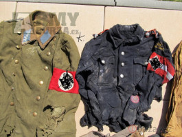 Vojenské věci do roku 1945-koupí sběratel