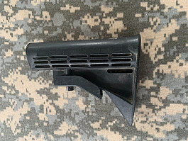 Pažba na M16/AR 15
