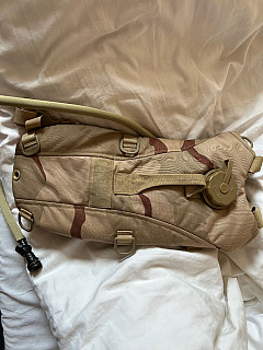 Camelbak 3 desert color