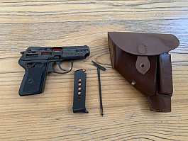 P: školní řez pistole RADOM FB P-64 9mm Makarov