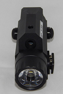 Profi červený laser + LED baterka na dražky 22mm tlačitkový spínač a  spínač na pažbu.