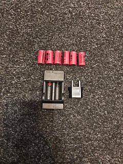 Nabíjecí bateriy typu CR123A včetně nabíječky