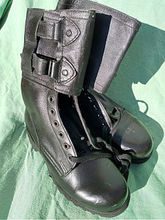 Vojenské Kanady nenosene