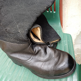 Staré boty filcaky na kvh retro 50 léta kožené vel 9