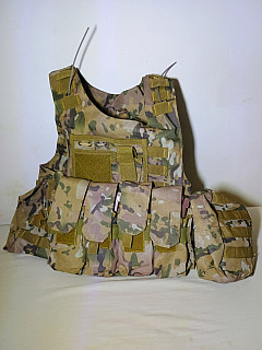 Taktická vesta nosič plátů multicam