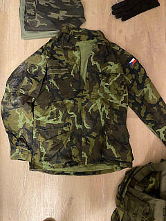 Česká armádní bunda