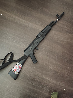 AK-74 CYMA Blue-Edition a příslušenství 