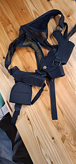 Podpažní pouzdro na pistoli 