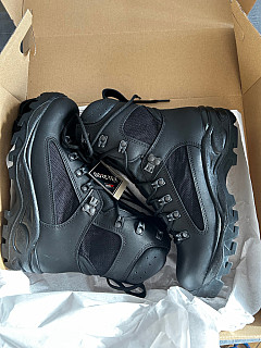 Prodám Boty polní lehké 2011 vel. 245