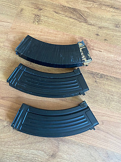 3x točný zásobník Ak