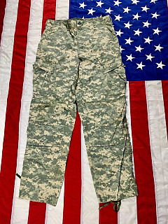 US Army Kalhoty ACU Digital Ripstop originál- zánovní Vel. Medium long