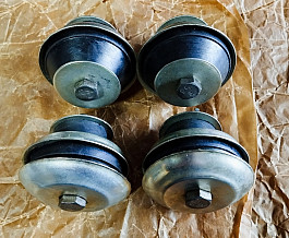 Uaz - silentbloky pod motor a převodovku