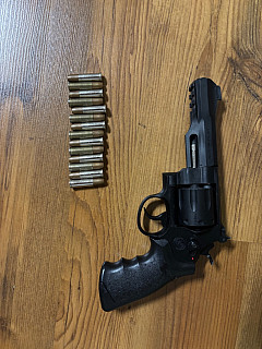 S&W .357 Magnum CO2 8 ran + 15 patron