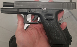 Plynovy Glock 17 TM blowback, kov 