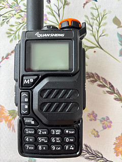 Vysílačka Quasheng plus anténa lamaci