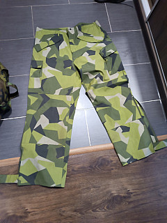 Gore-Tex kalhoty Švédsko lámaná skála