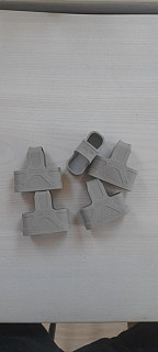 sumky, nožky, magpully