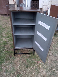 Trezor vojenský kovový 