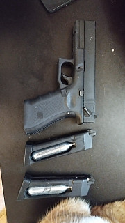 Glock CO2