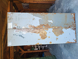 Vojenská skříň na samopaly SA 58