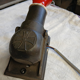 Dustojnická lampička