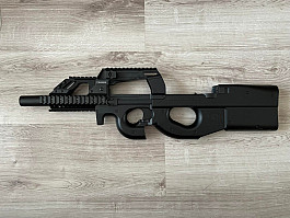 Airsoft replika P90