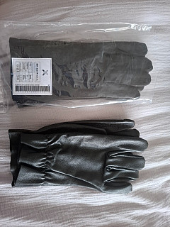 2x Kožené černé rukavice + 1x pletené rukavice zelené 