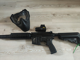 M4 delta armory+holografická optika a celoobličejová maska