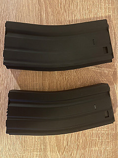 E&C točné zasobníky M4