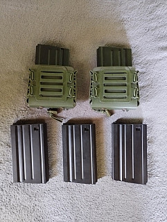 DMR zásobníky a sumky