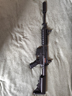 airsoftová zbraň M4A1