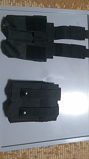 Pouzdro na dva pistolové zásobníky