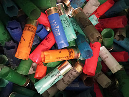 Brokové plastové jednou vystřelené dutinky ráže 12 k přebíjení