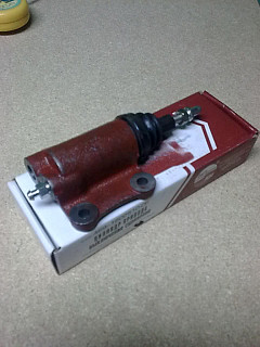 UAZ 469,3151,31512,31514,452 Valček spojky pracovný a iné n.d.