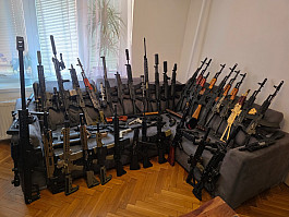 Prodám vse na fotkách, hpa, aeg, e&l, lct, g&g, specna, cyma, ak, m4, dmr...