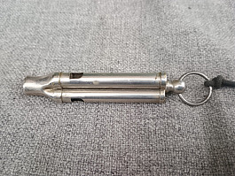 Skautská 3 tonová píštalka 