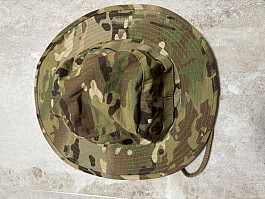 Klobouk multicam