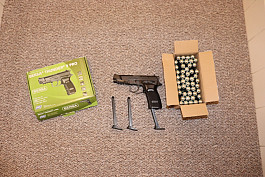 Bersa + co2 bombičky